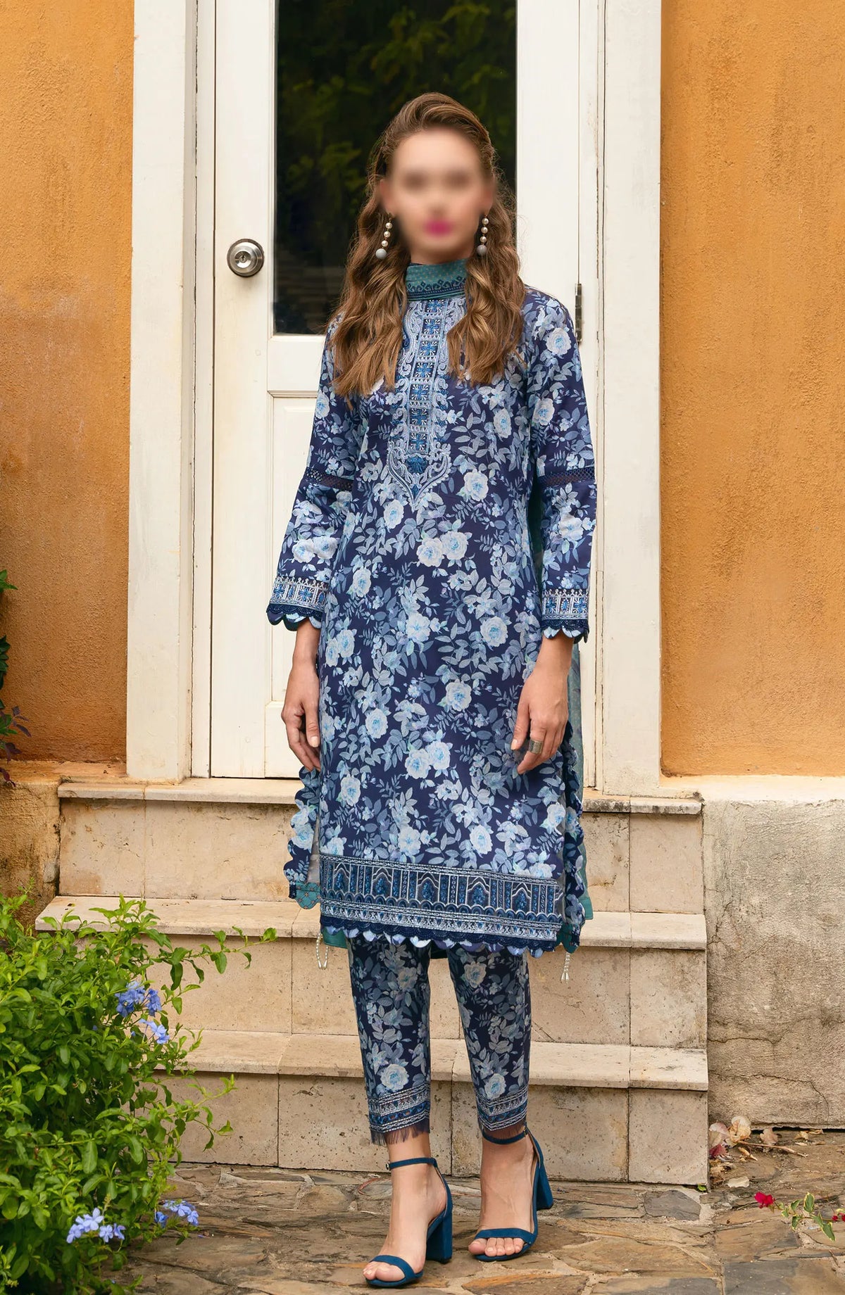Gulaal The Enchanted Garden Lawn Collection Vol 02 - GL-L-24-V2-07 OLVERA