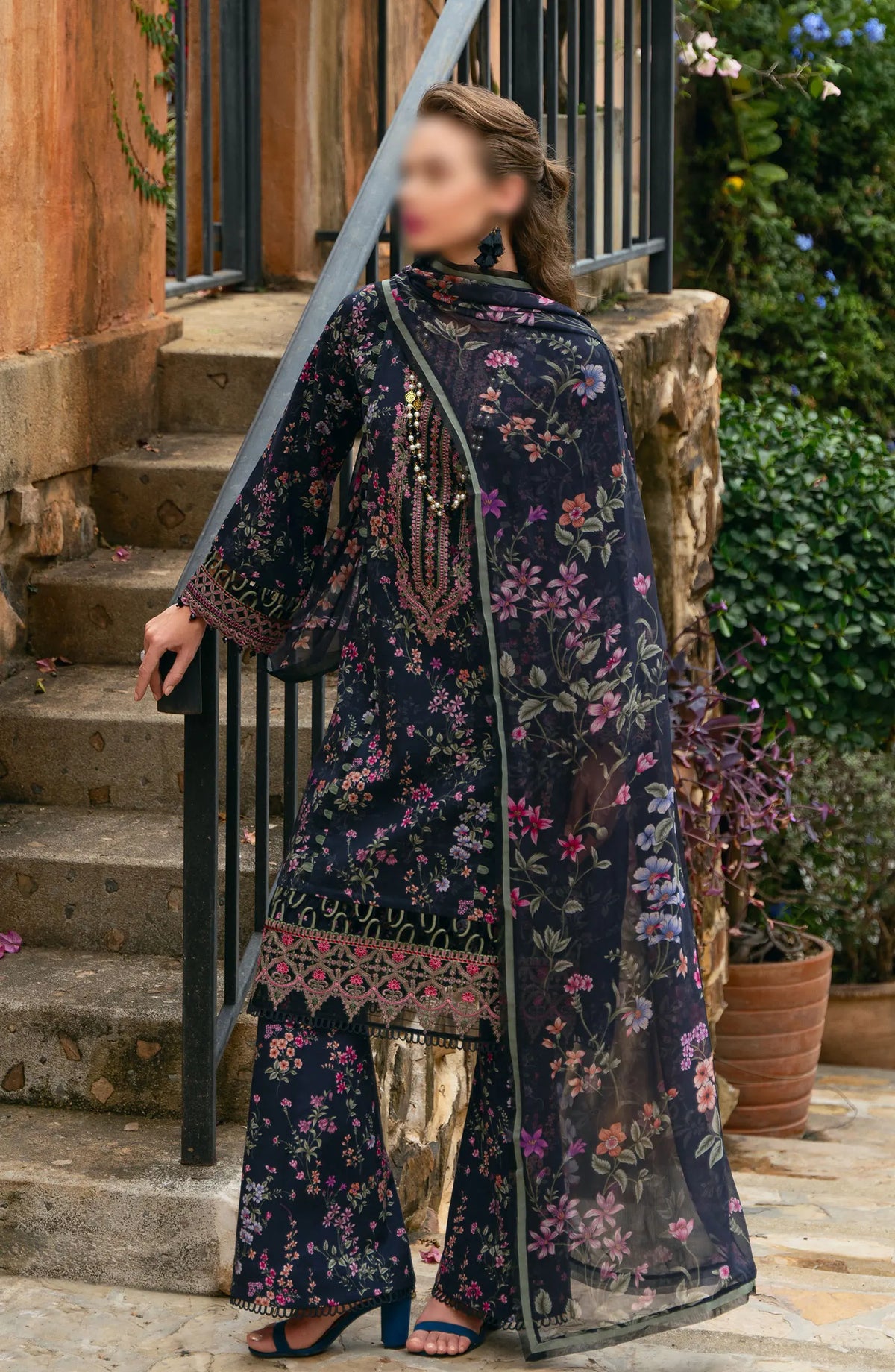 Gulaal The Enchanted Garden Lawn Collection Vol 02 - GL-L-24-V2-10  ALANYA