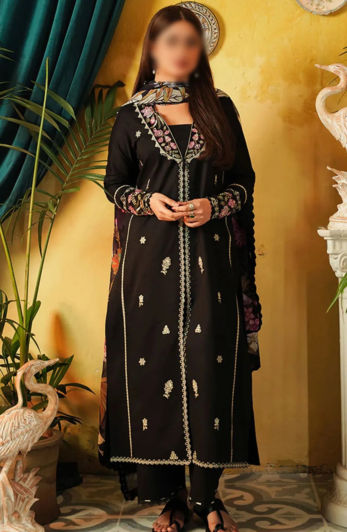 Seran Afsanah Unstitched Luxury Lawn Collection 2024 - Gulposh