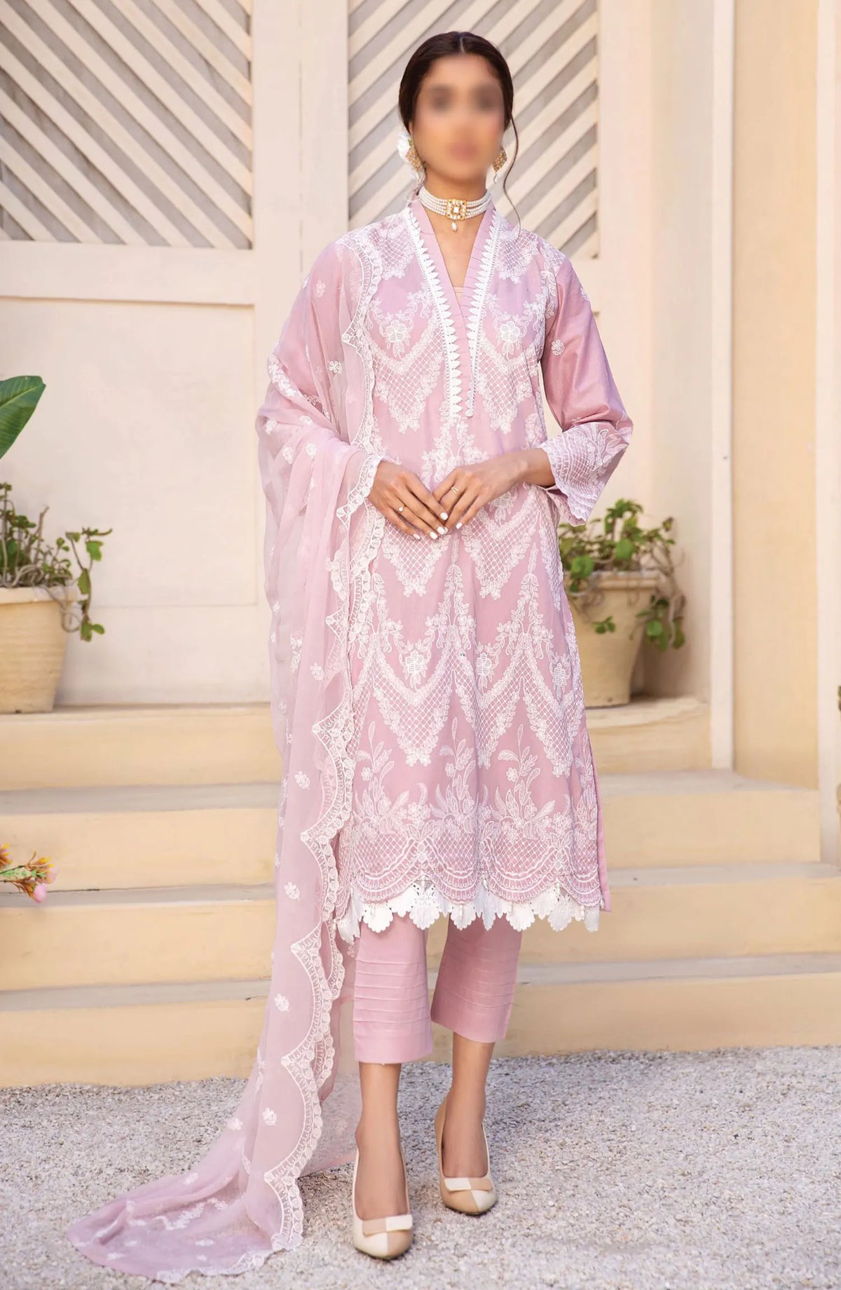 Lawnkaari by Khoobsurat Embroidered Lawn Collection 2024 - KL-04