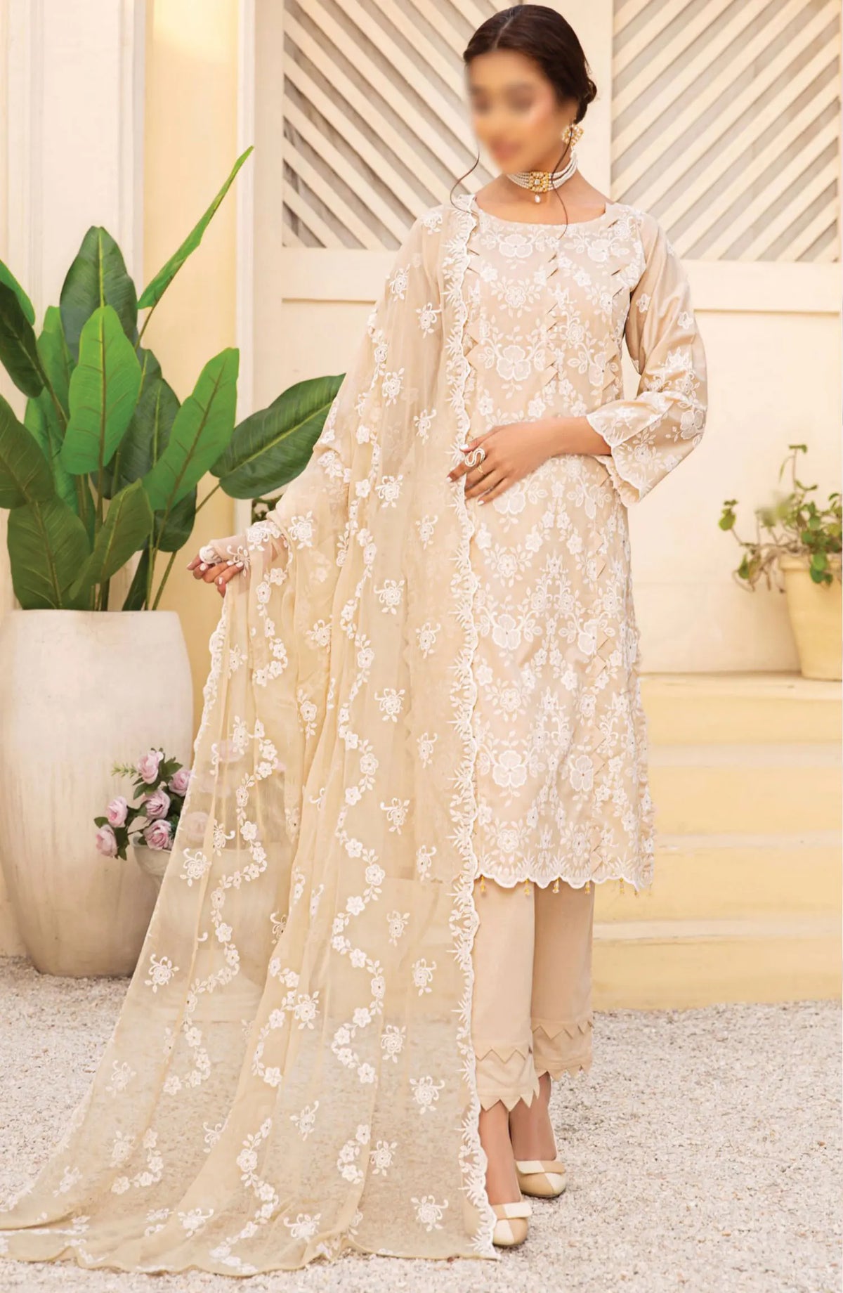 Lawnkaari by Khoobsurat Embroidered Lawn Collection 2024 - KL-11