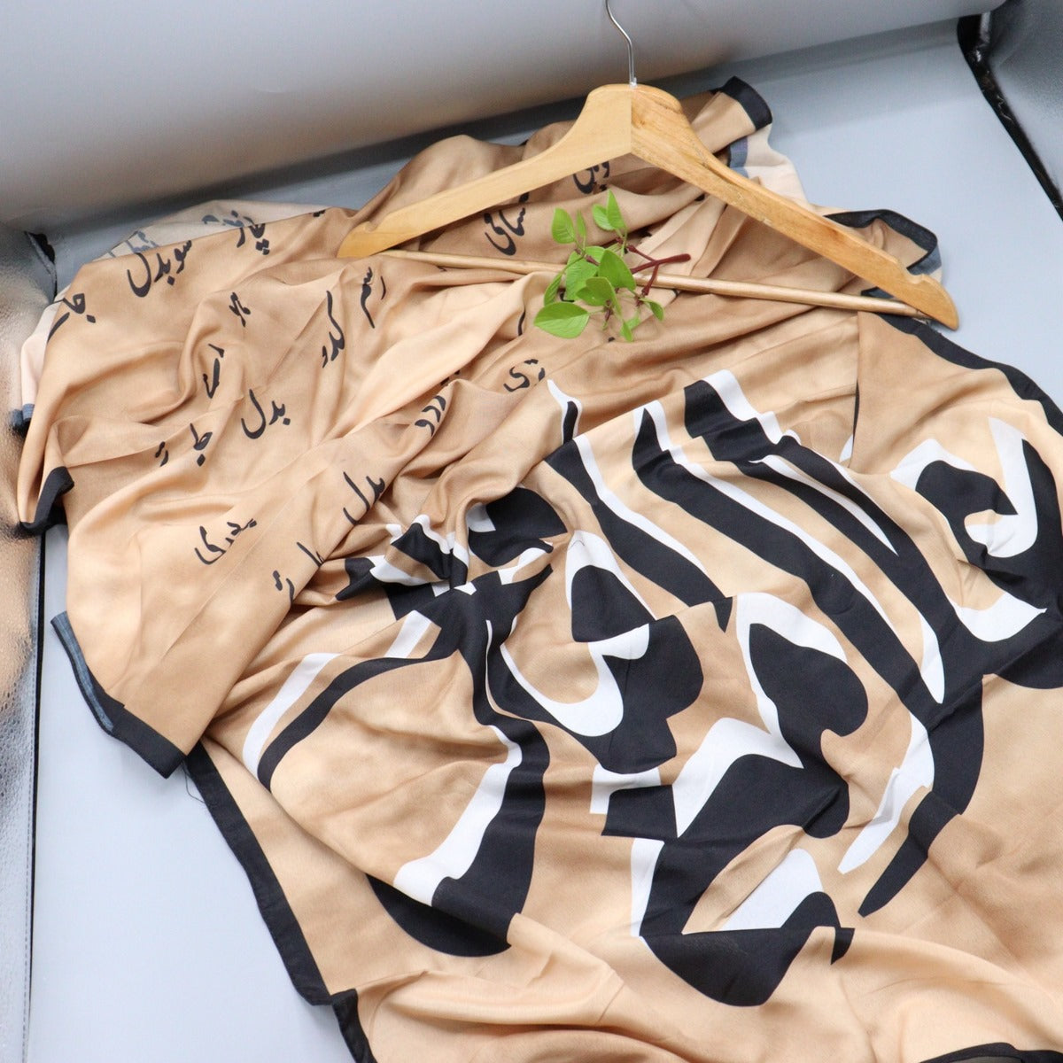 Design 19 Kahani Suno Exclusive Printed Stoles Collection by Amna Khadija