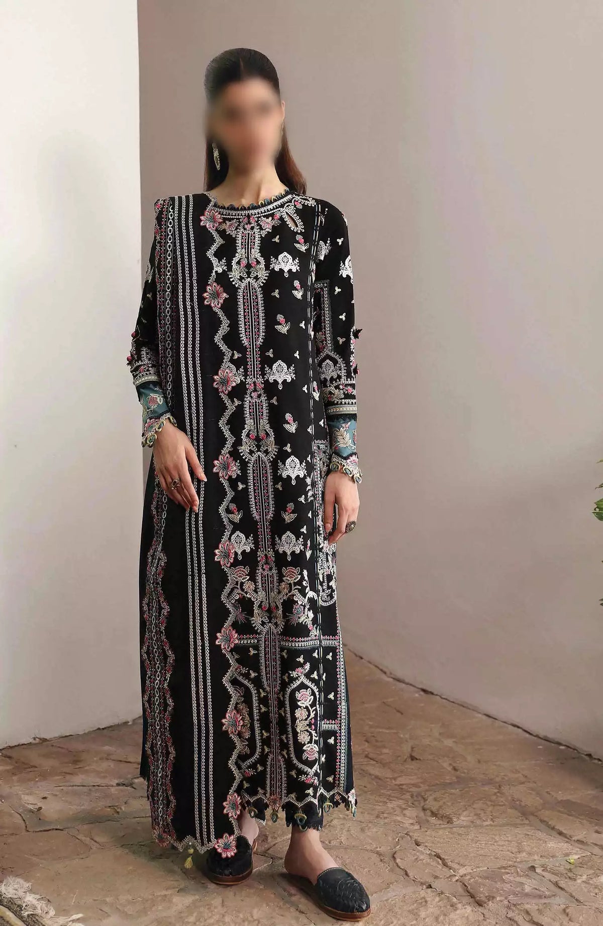 Qalamkar Qlinekari Winter Linen Unstitched Collection 2024 - LM 02 RIA