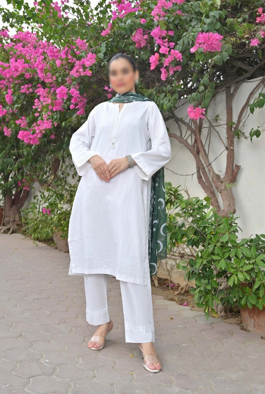 M 01 JASHAN-E-AZADI Stitched 2 Piece Jacquard Mother Daughter Collection 2023 (MOTHER)