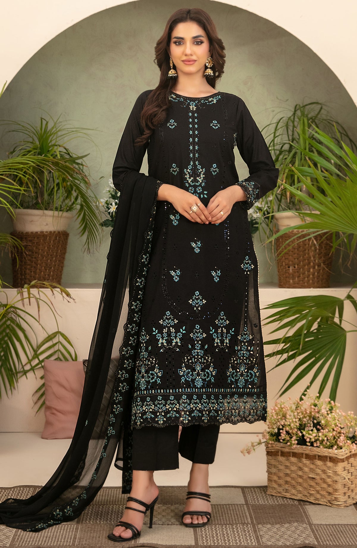 Mahveen by Tawakkal Fabrics Embroidered Lawn Unstitched 3 Piece Suit - D-1723 - TF25MAHV2 - Black - Summer Collection