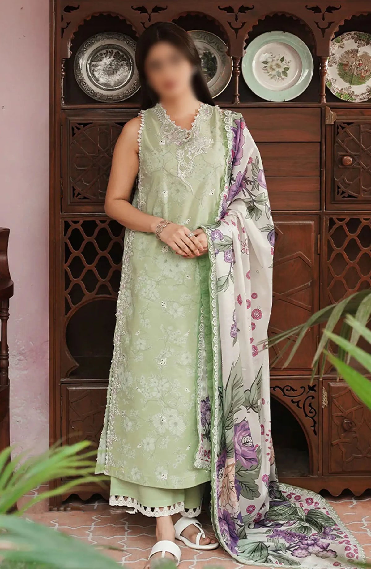 Seran Afsanah Unstitched Luxury Lawn Collection 2024 - Maya