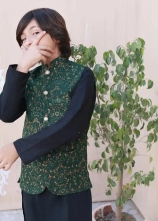 Leaf Green Embroidered Waistcoat Suit - V25