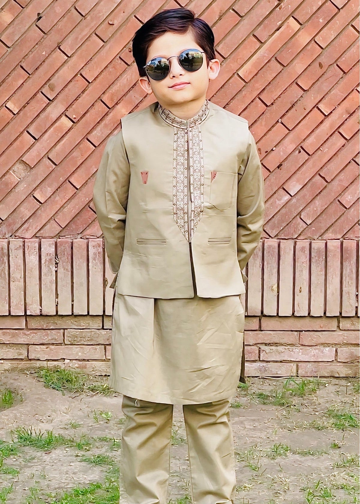 Pistachio Green Waistcoat Suit-AHW-004