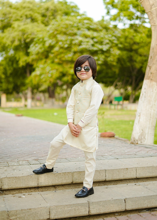 Cream waistcoat suit EW 53