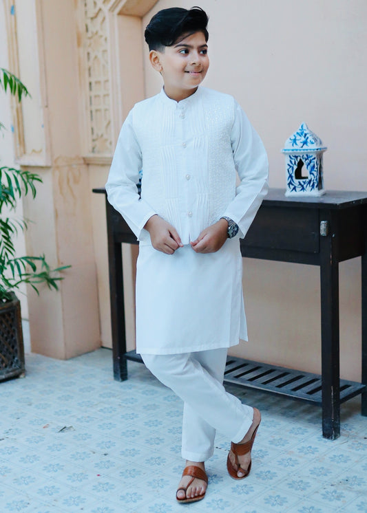 White Waistcoat Suit AHW 010