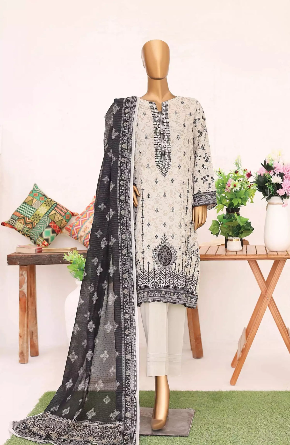HZ Mehak Mid Summer Embroidered Collection 2024 - MEK-135