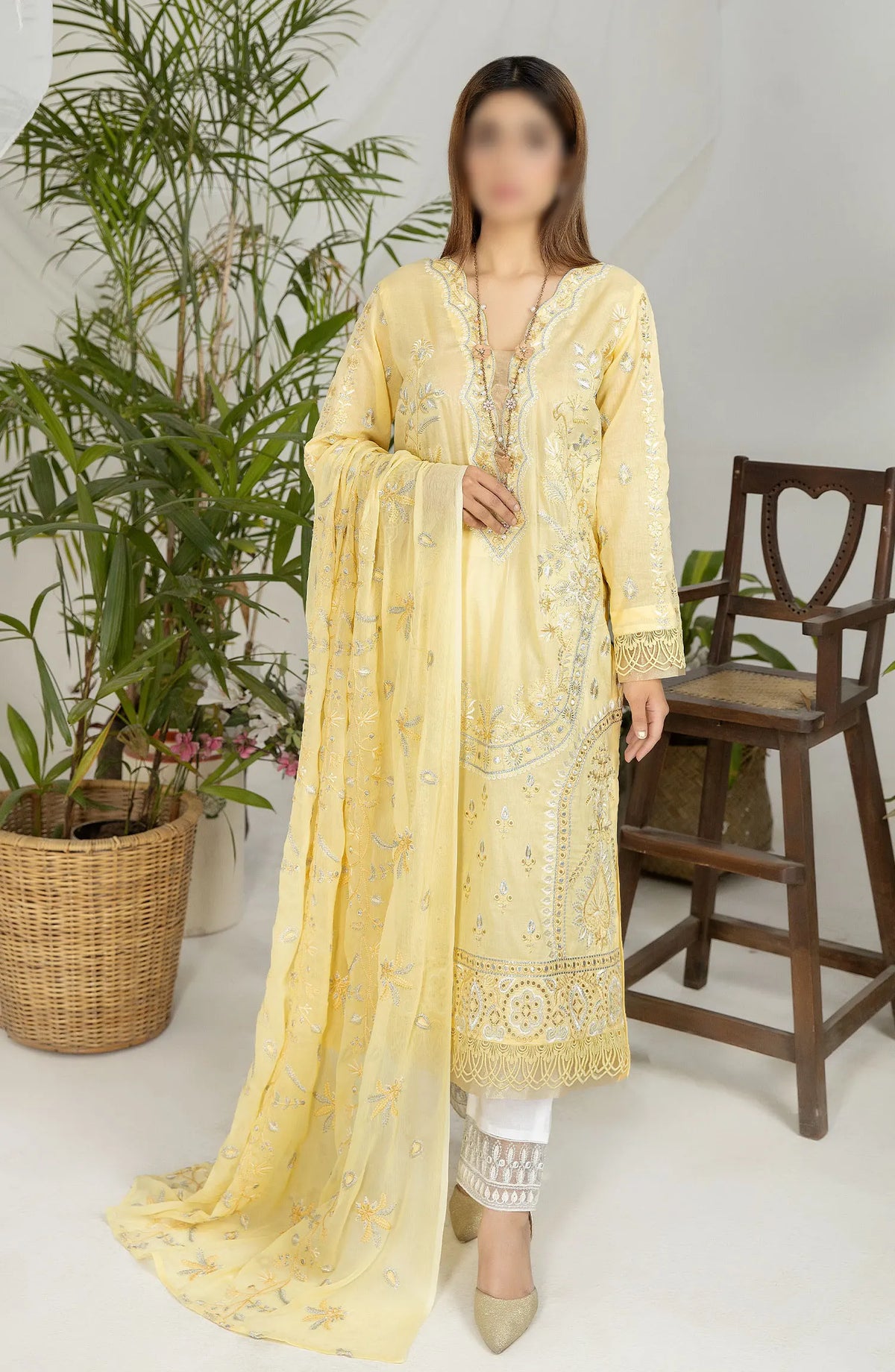 Embroidered Lawn Collection with Zari work by Marjjan - MNC 146 B