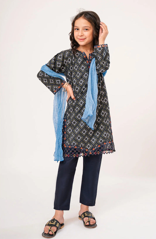 Meenu Neenu Girls Cutwork Emb Lawn Pret Collection Vol 04 - MNGC 02