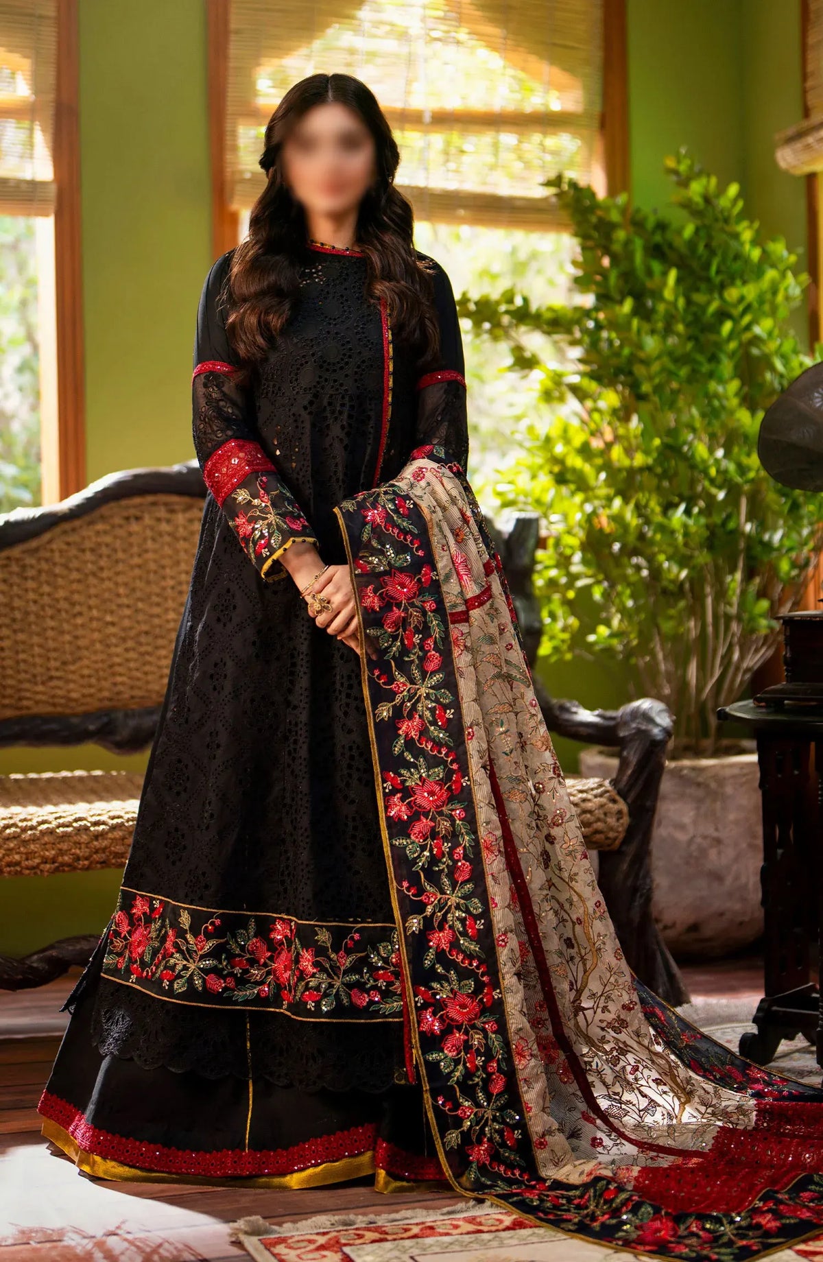 MARYUM N MARIA Luxury Lawn Collection 2024 - MS24-569 ZAYNA