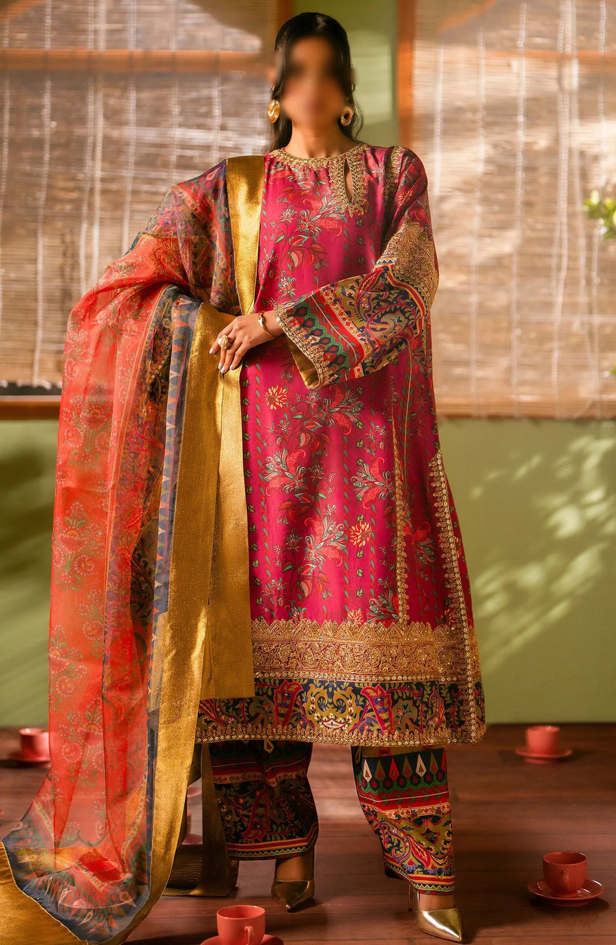 Maryum N Maria Luxury Lawn Collection 2024 - MS24-572 TEFNUT