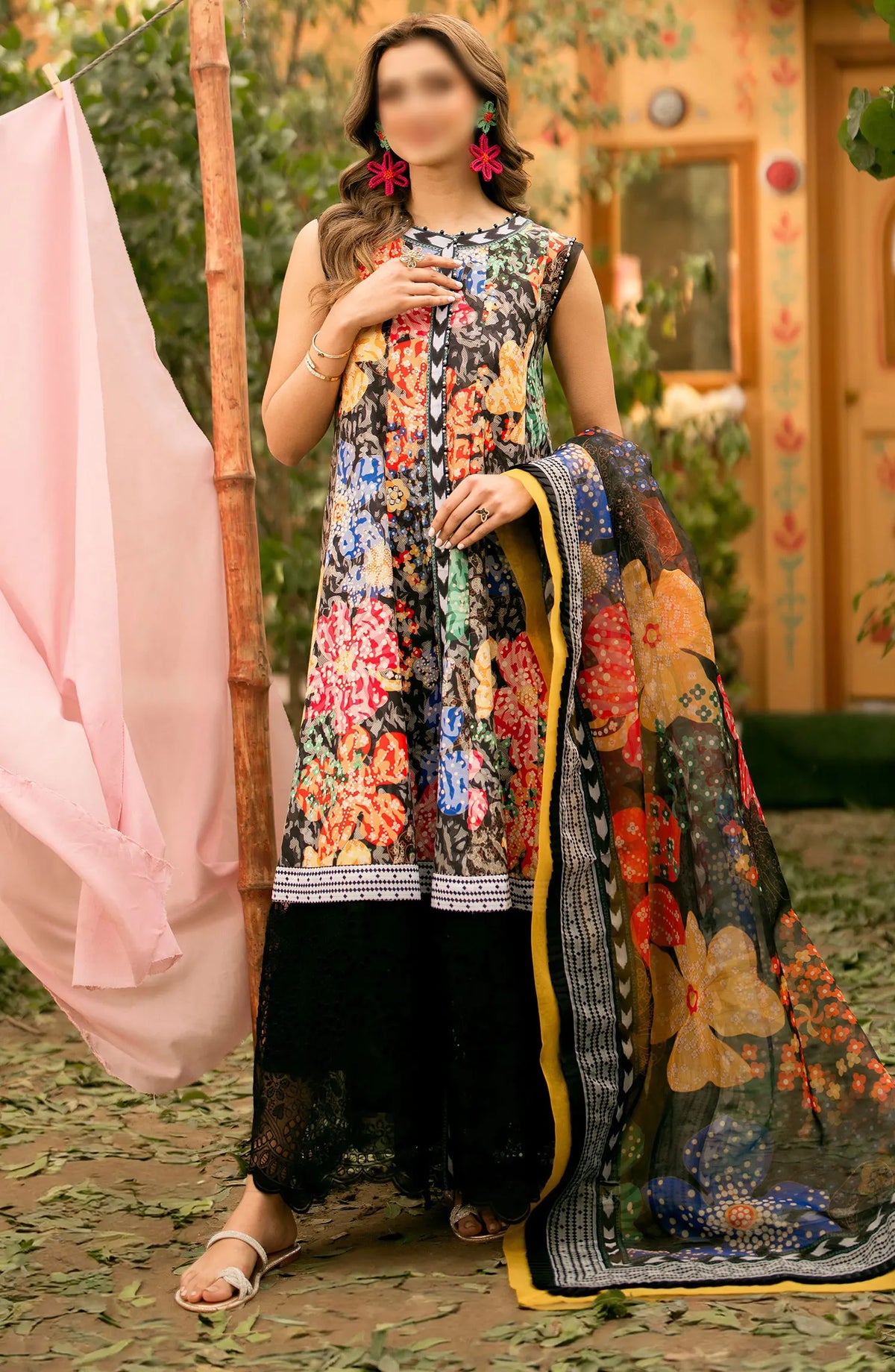 Maryum N Maria Luxury Lawn Collection 2024 - MS24-580 FEMI