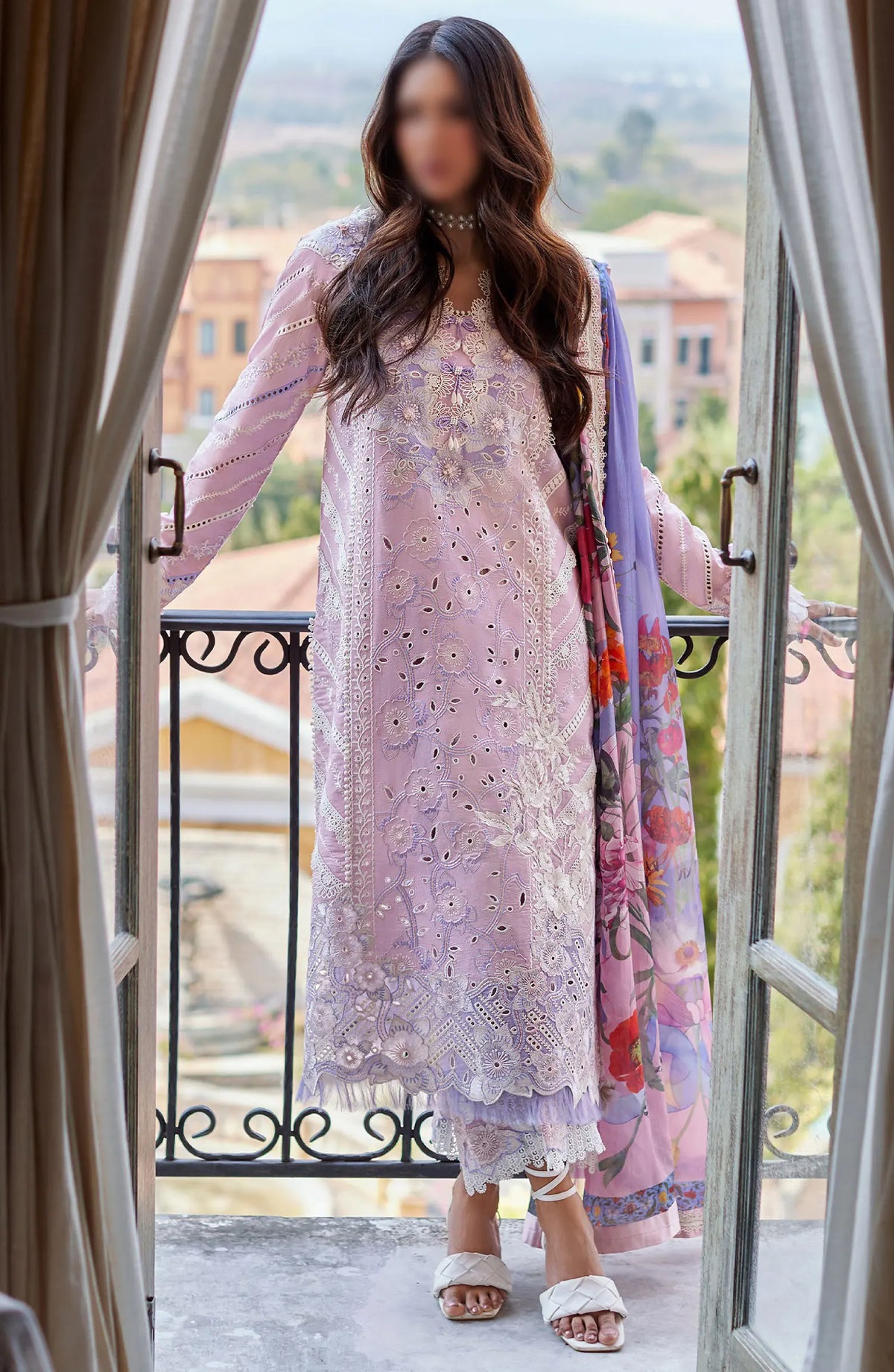 Mushq Te Amo Luxury Lawn Collection 2024 - MSL 2404