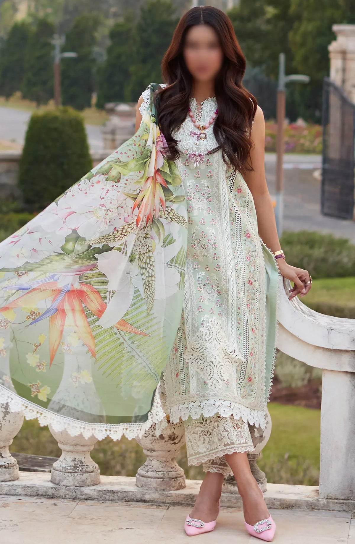 Mushq Te Amo Luxury Lawn Collection 2024 - MSL 2412