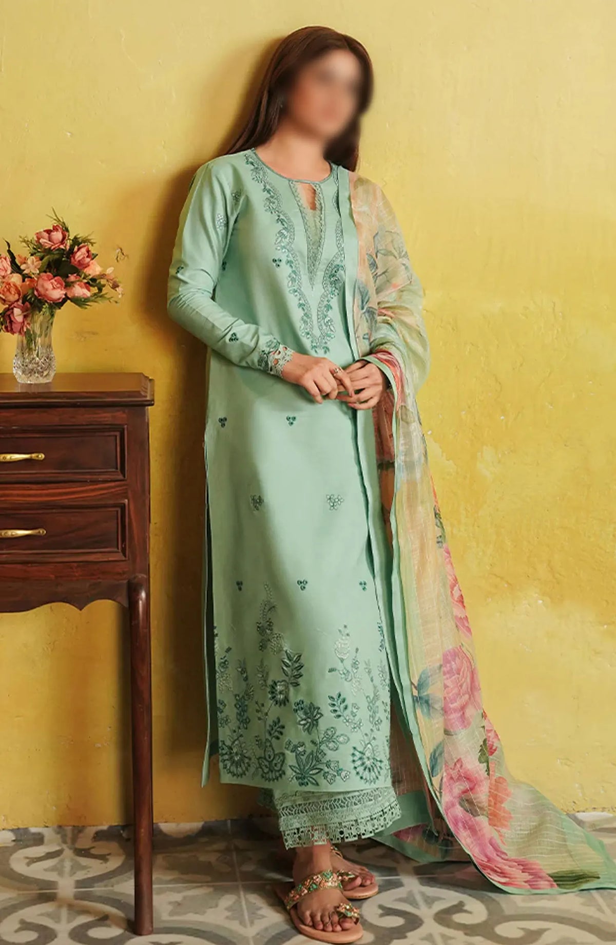 Seran Afsanah Unstitched Luxury Lawn Collection 2024 - Mushk