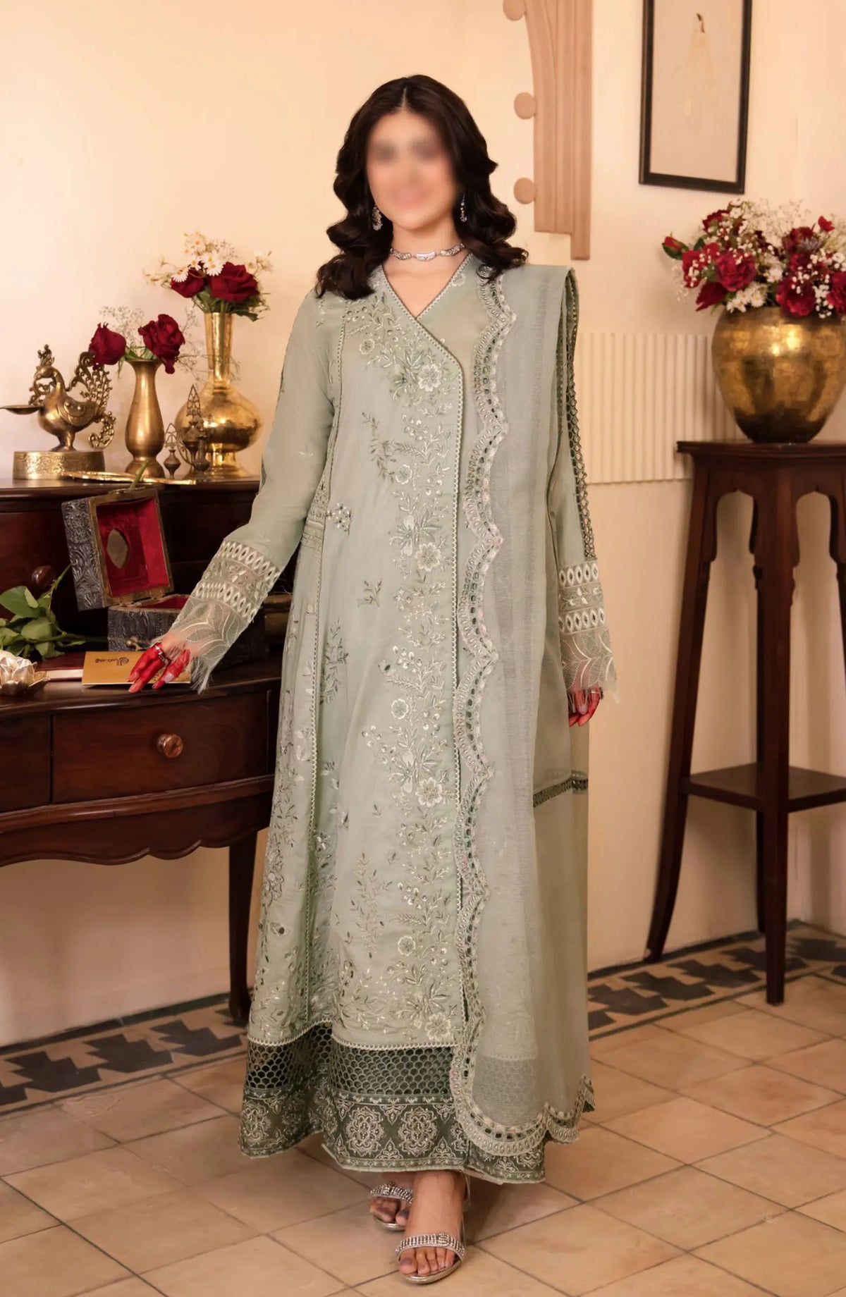 Iznik Nani Ka Ghar Eid Collection 2024 - NGK 02 DARECHA