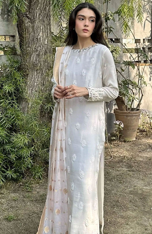 Luna Edit By Hues Atelier Embroidered Chiffon Stitched 3 Piece - Nooray White - HA25L - Festive Collection