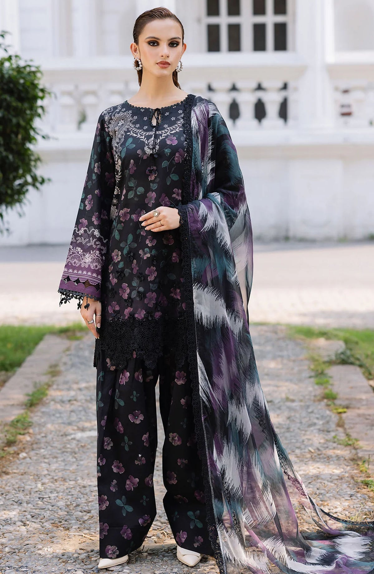 Nureh Chikankari Lawn Unstitched 3 Piece Suit - DD-06 - NU25DDCL - Black - Summer Collection