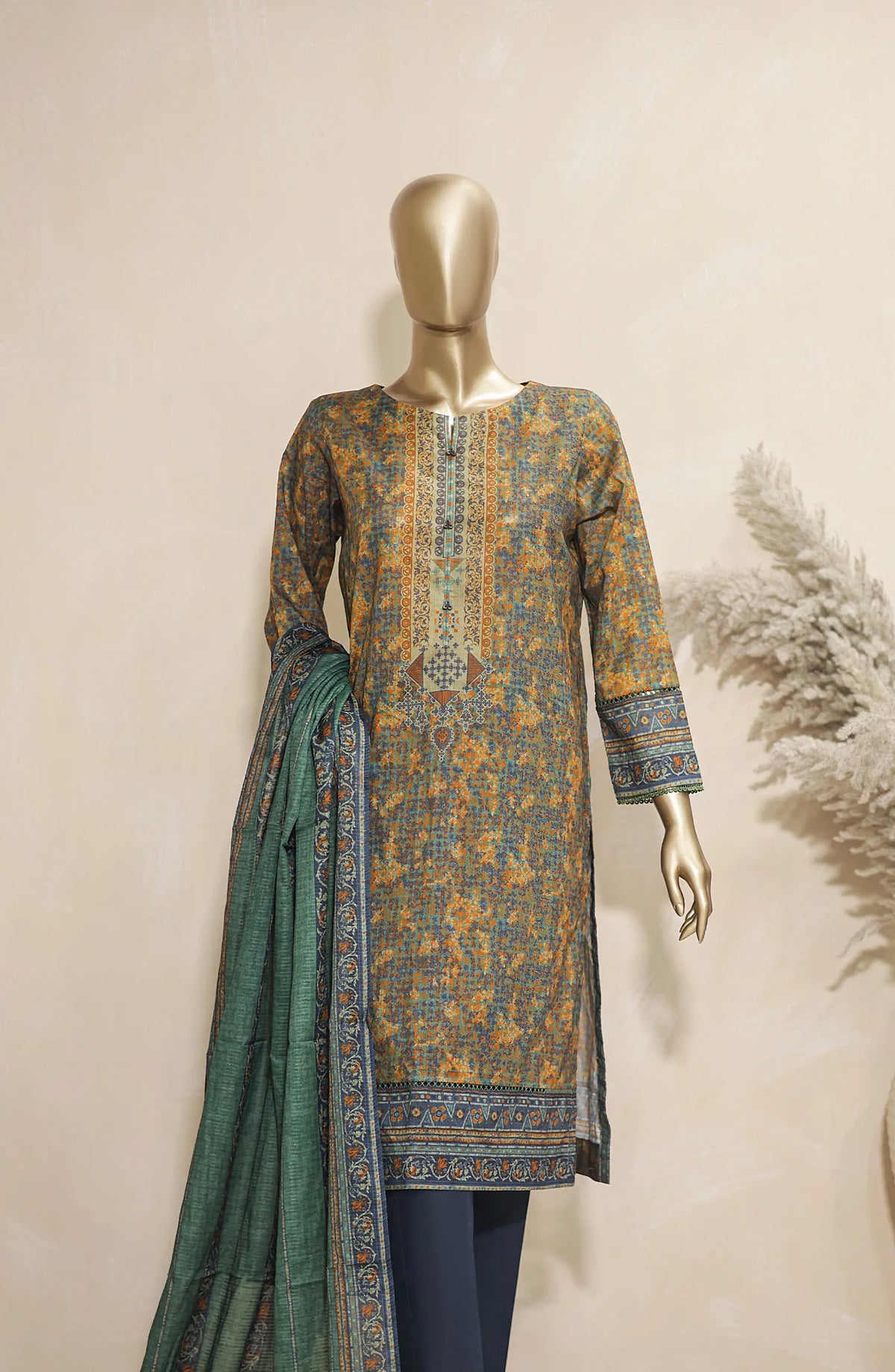HZ Platinum Digital Printed Lawn with Doriya Dupatta Collection 2024 - PDC 47