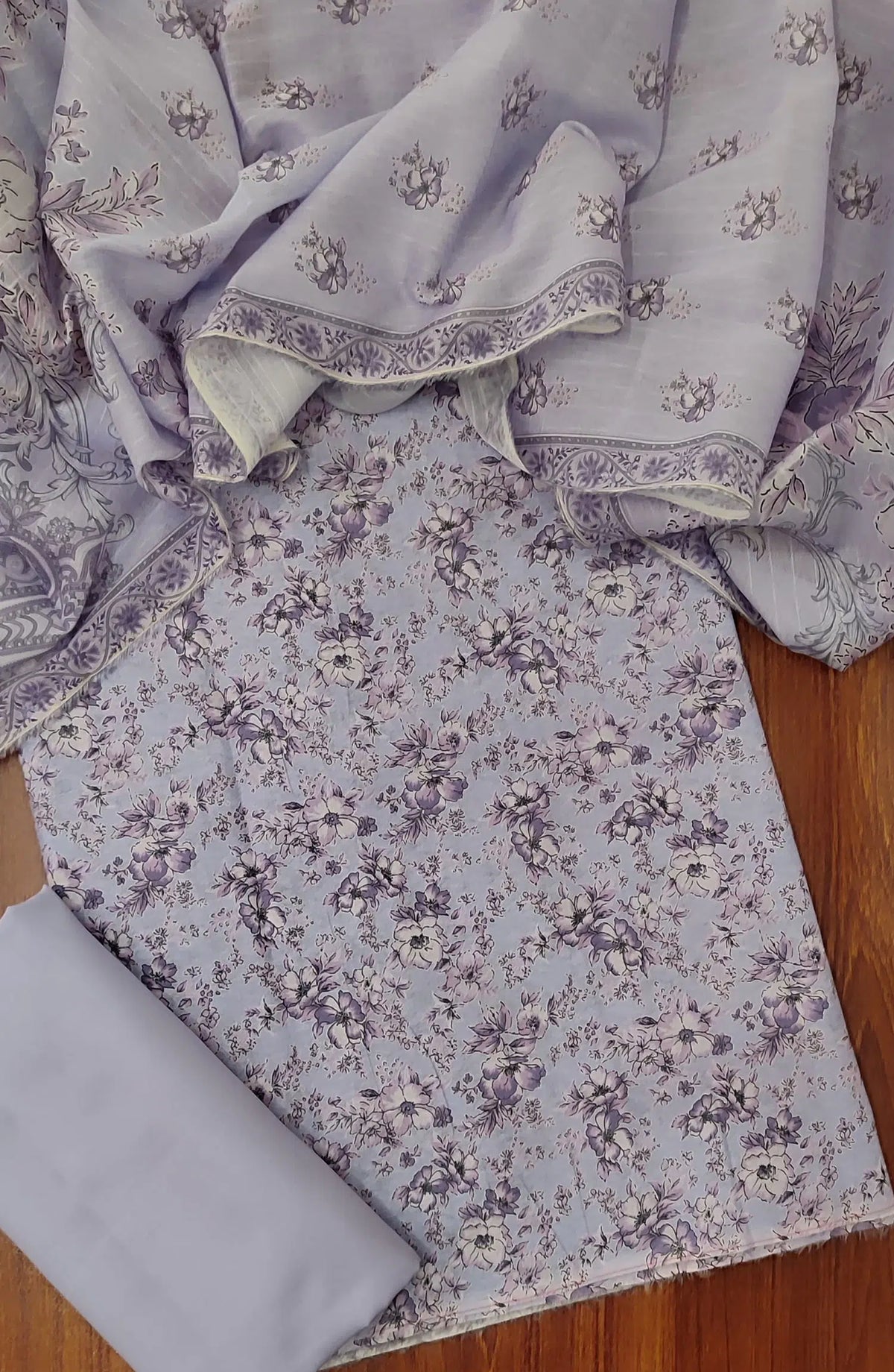 Premium Unstitched Printed Lawn 3 PCs Collection 2024 - PUPL 04