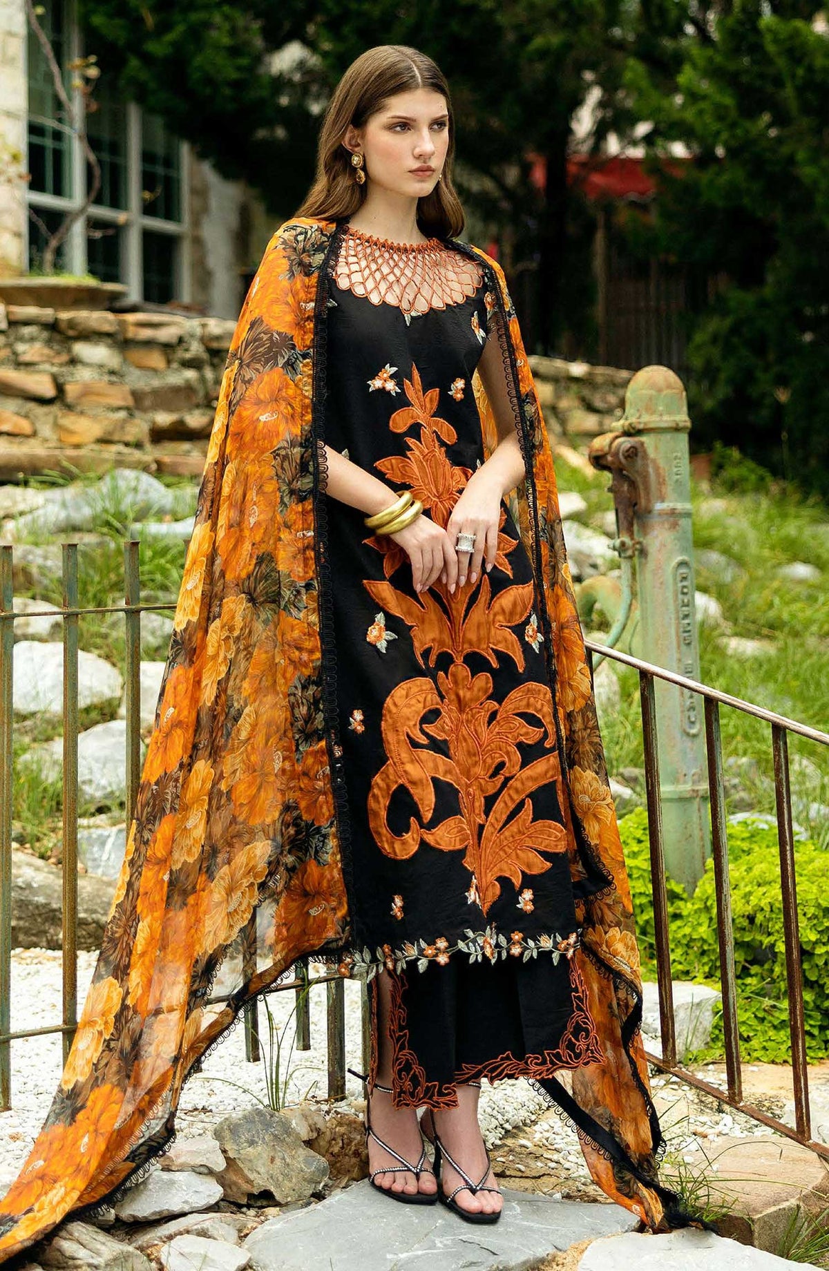Flanerie by Roheenaz Embroidered Lawn Unstitched 3 Piece - RNZ-05B Claire - RH25F - Black - Summer Collection