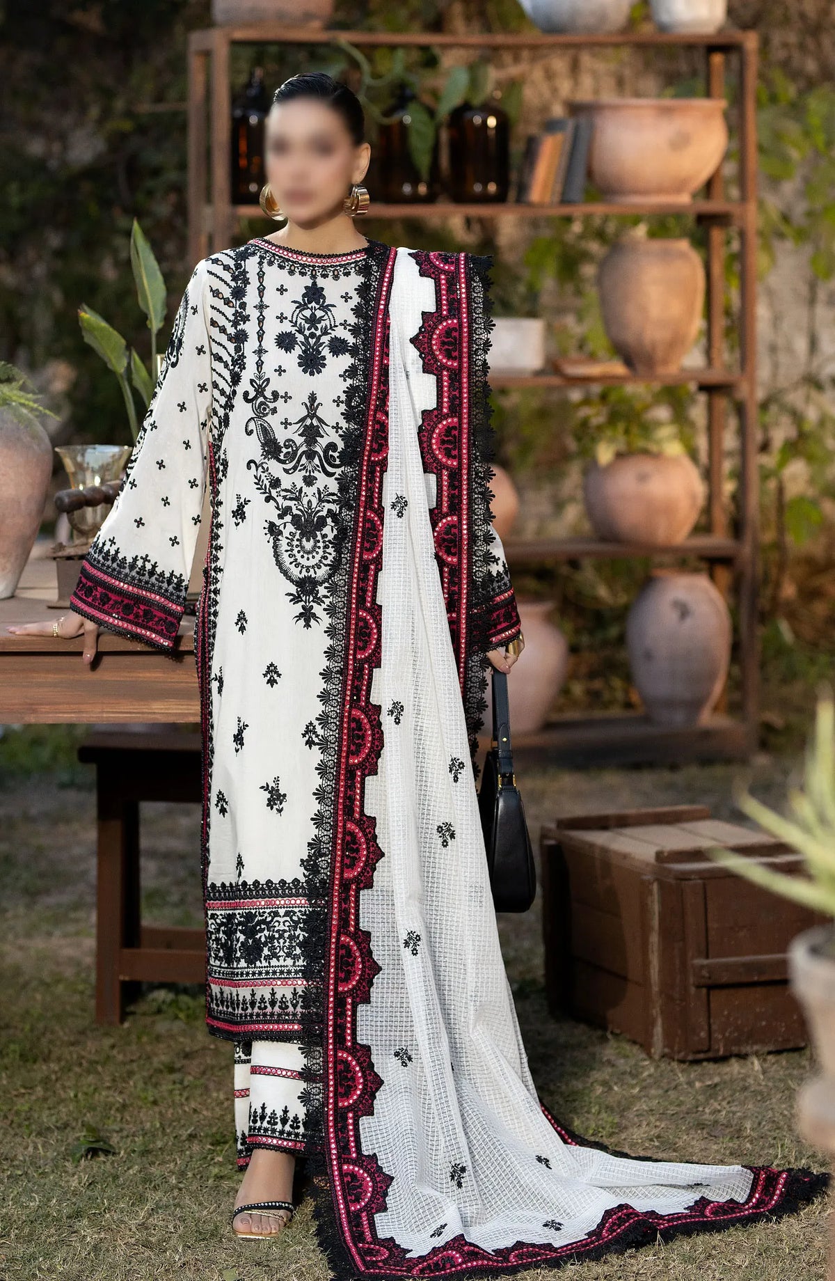 Serene Gulposh Luxury Lawn Collection 2024 - SL 45 KARIMA