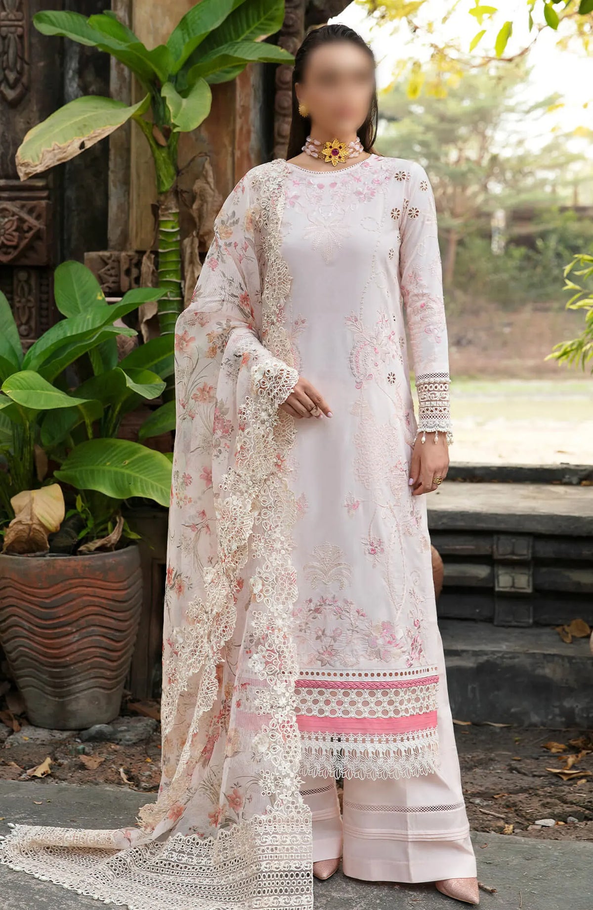 REVE Luxury Lawn Collection by Serene Premium - S.L 62 Regine