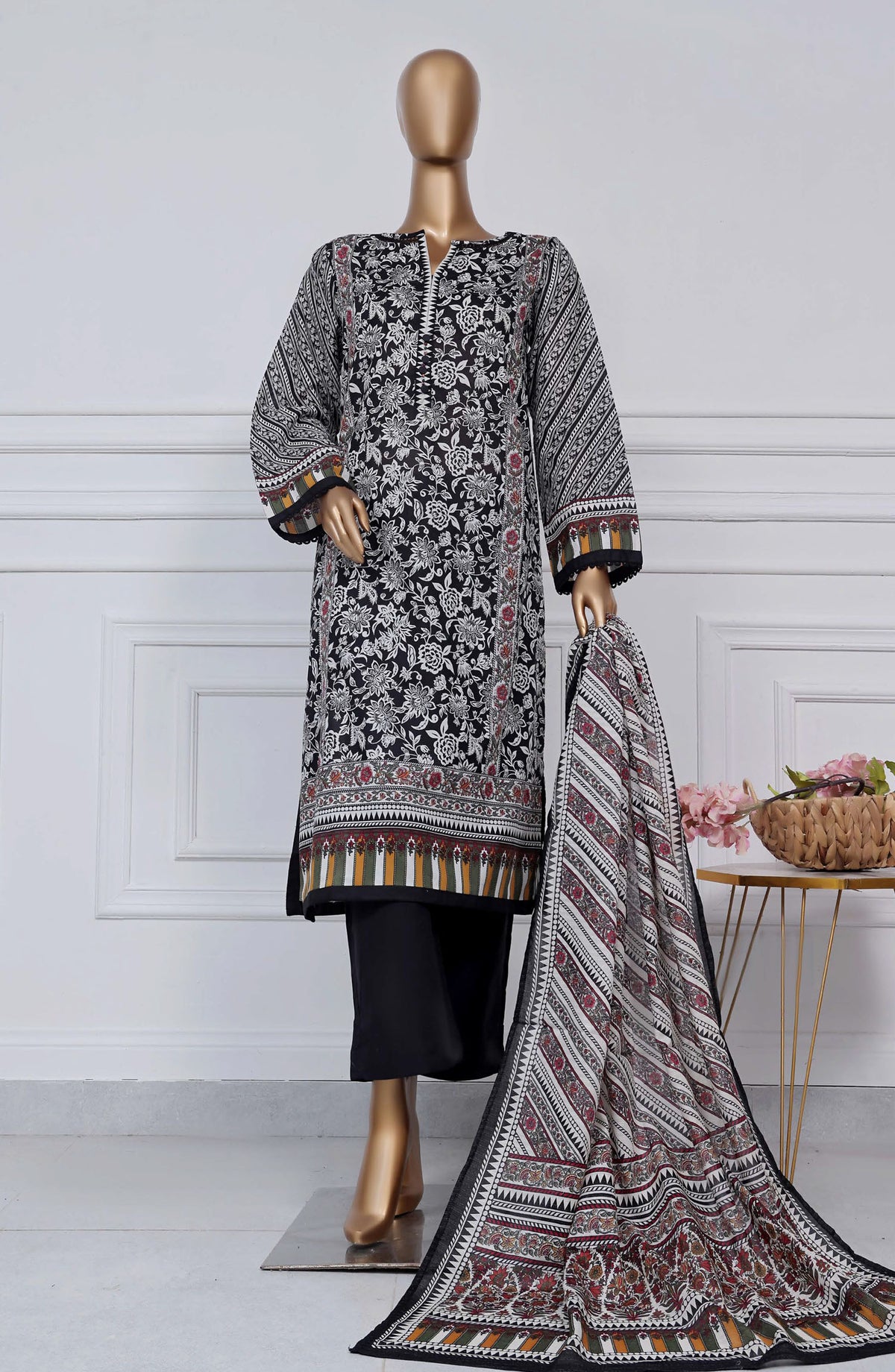 Sadabahar Printed Lawn Stitched 3 Piece Suit - D-15 - SBD25PLV2 - Black - Summer Collection