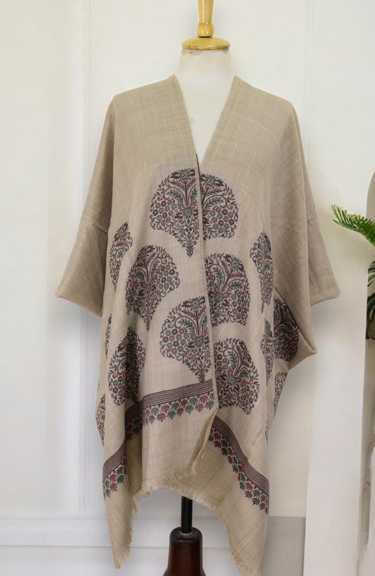 Amna Khadija Premium Wool Shawl - D-01 - 9601490 - AM25SHWL - Light Grey - Winter Collection