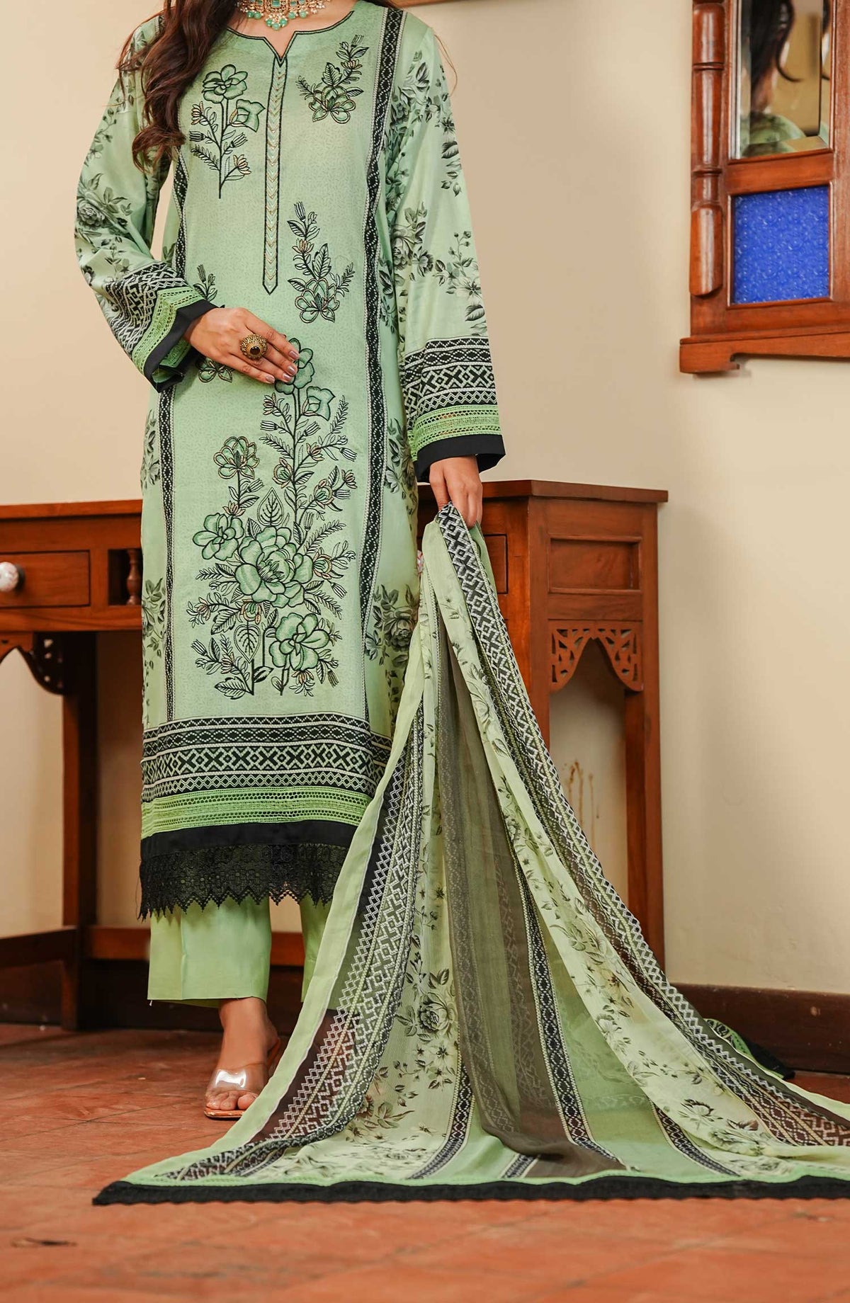 Soirees by Maryum Maniya Embroidered Lawn Unstitched 3 Piece Suit SS-35 MM25SS Green - Summer Collection