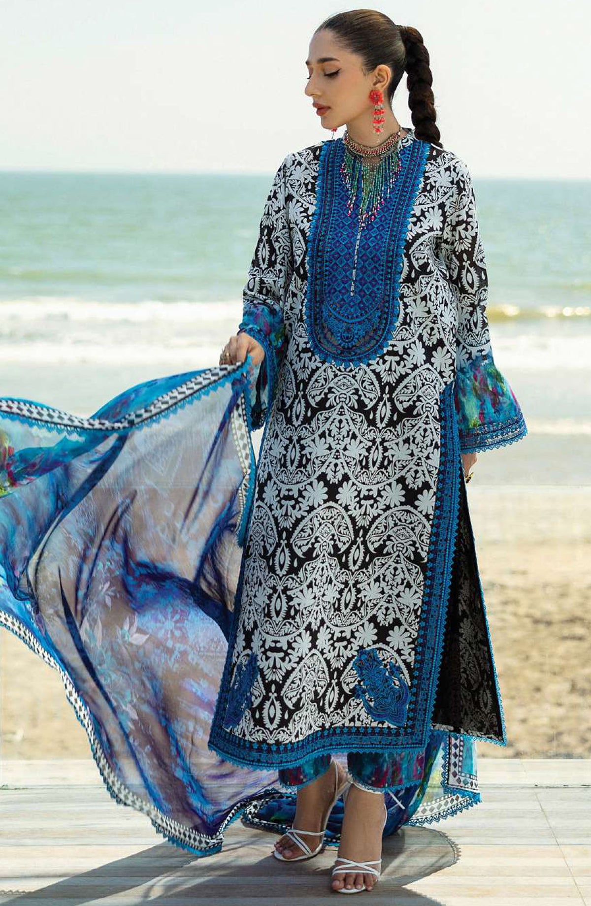 Tahra by Zainab Chottani Embroidered Lawn Unstitched 3 Piece Suit - D-07 - ZC25THEL - White - Summer Collection