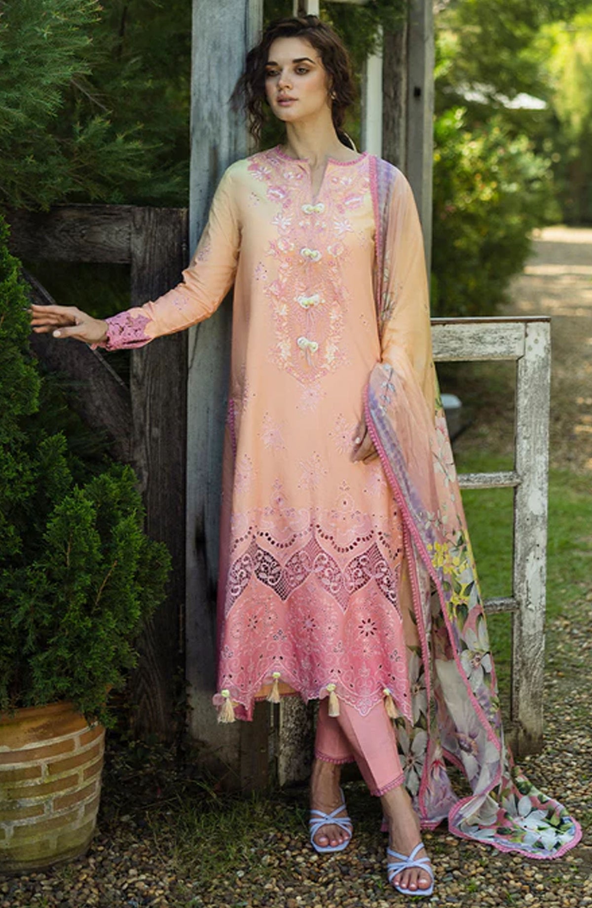 Mushq Chikankari Lawn Unstitched 3 Piece Suit - Risate - MQ25SOC - Pink - Summer Collection