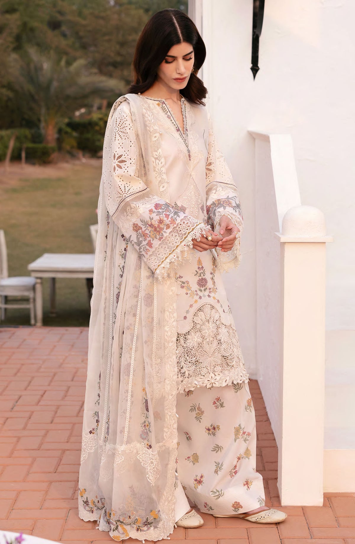 Baroque Embroidered Lawn Unstitched 3 Piece Suit - BEL-25-D06 - BQ25DEL - White - Summer Collection