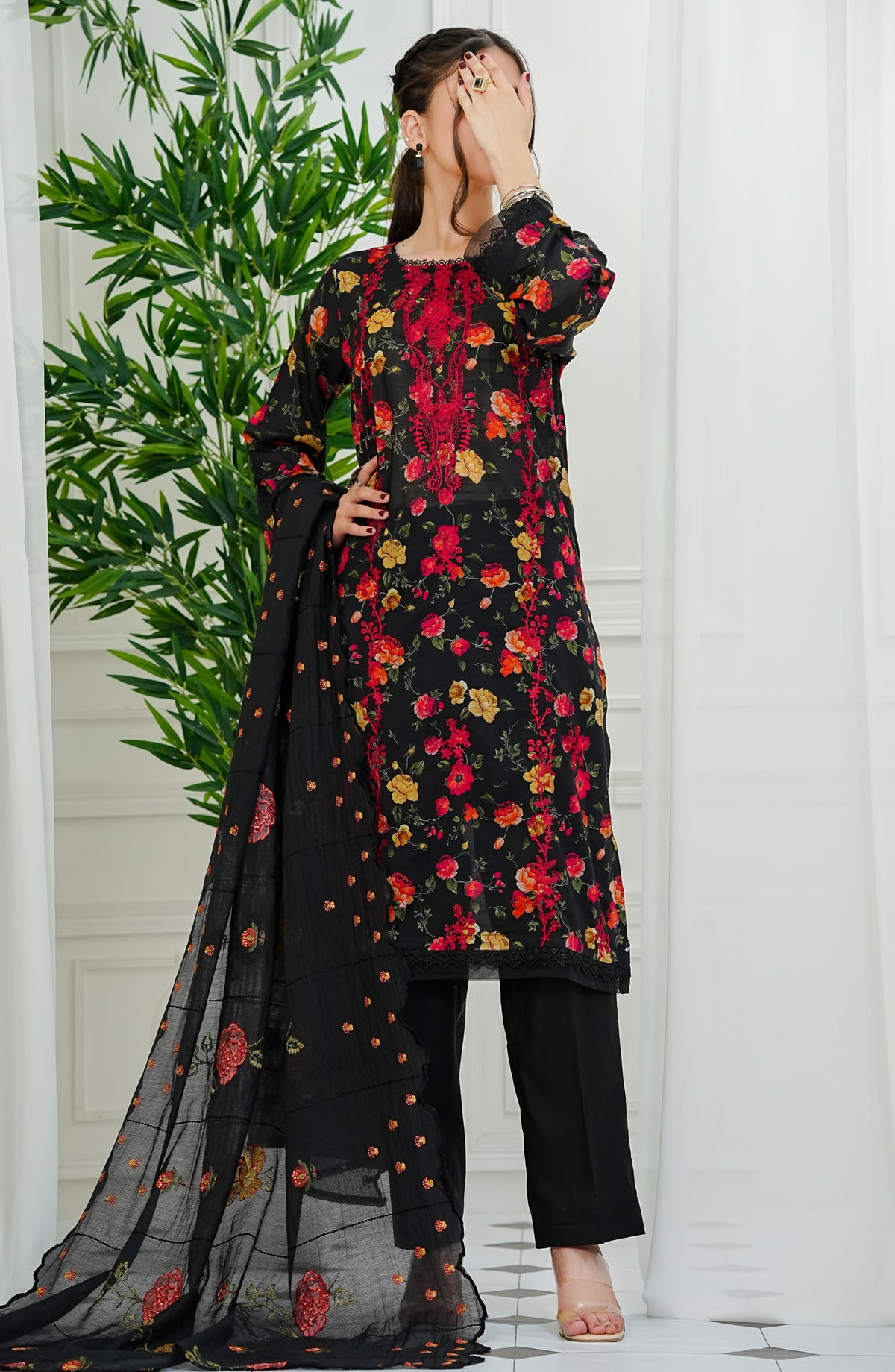 Chantelle by Amna Khadija Embroidered Lawn Stitched 3 Piece Suit - CPEEE-07 - AM25CPEEE - Black - Summer Collection