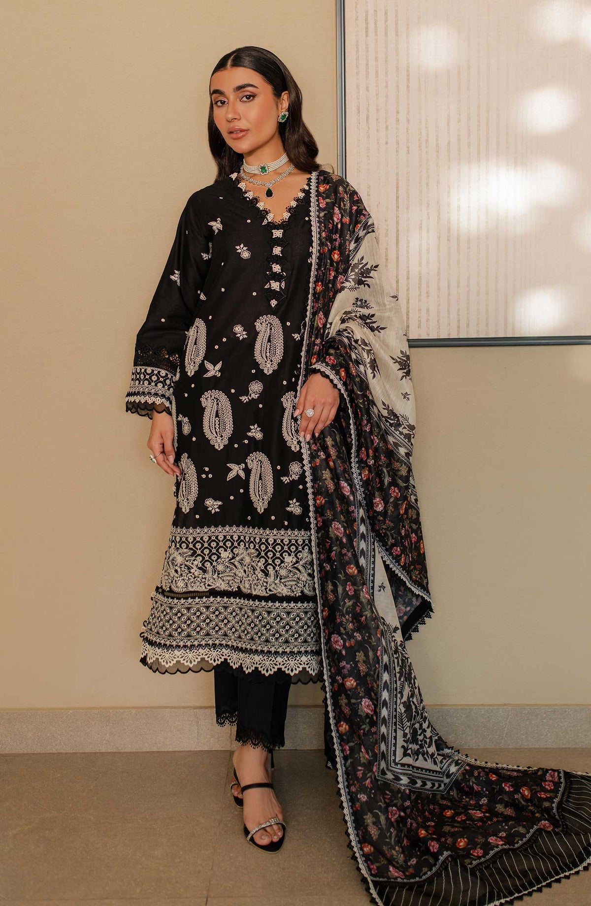 Zellbury Embroidered Cotton Unstitched 3 Piece - WUC 24E 30701 - ZB25C - Black - Summer Collection