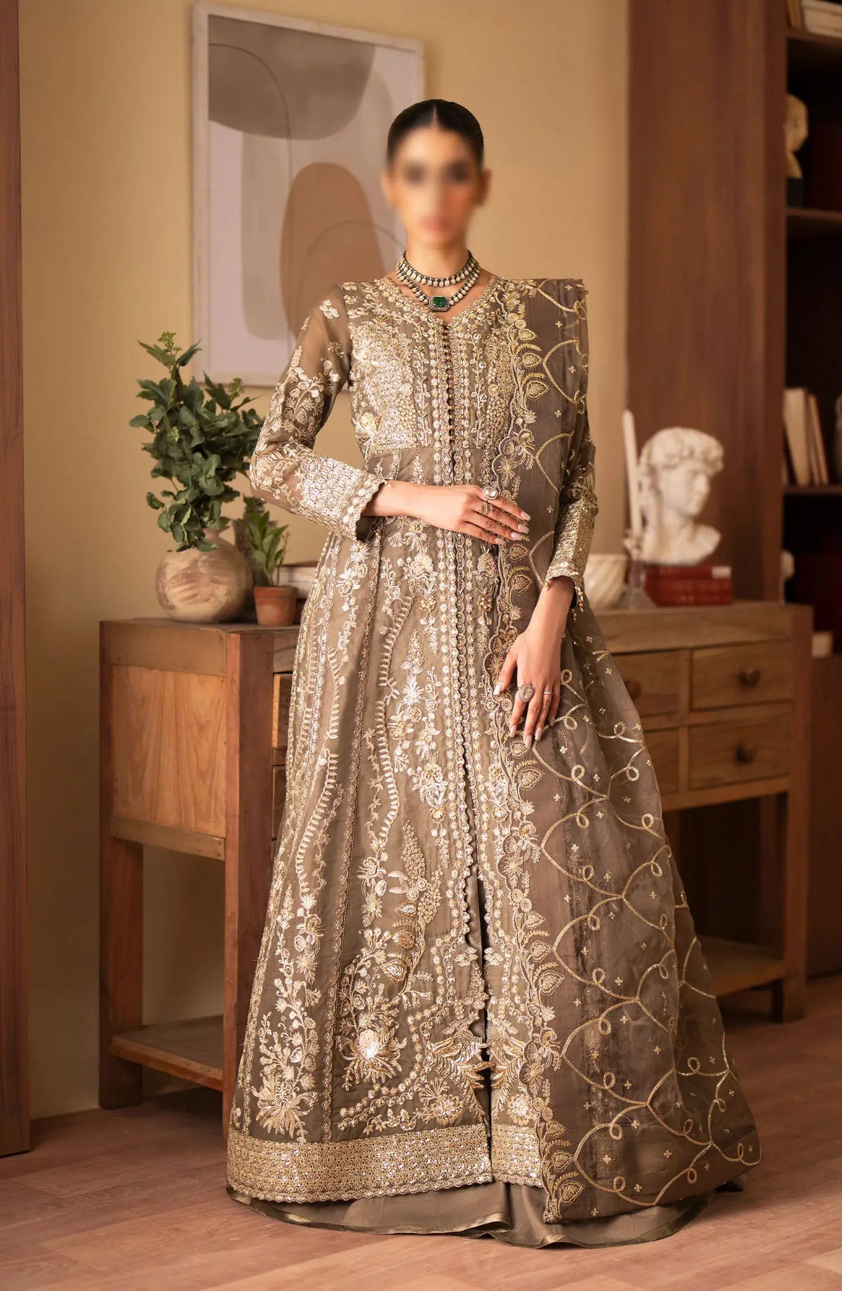 Romansiyyah Luxury Formals By Emaan Adeel - Yesra