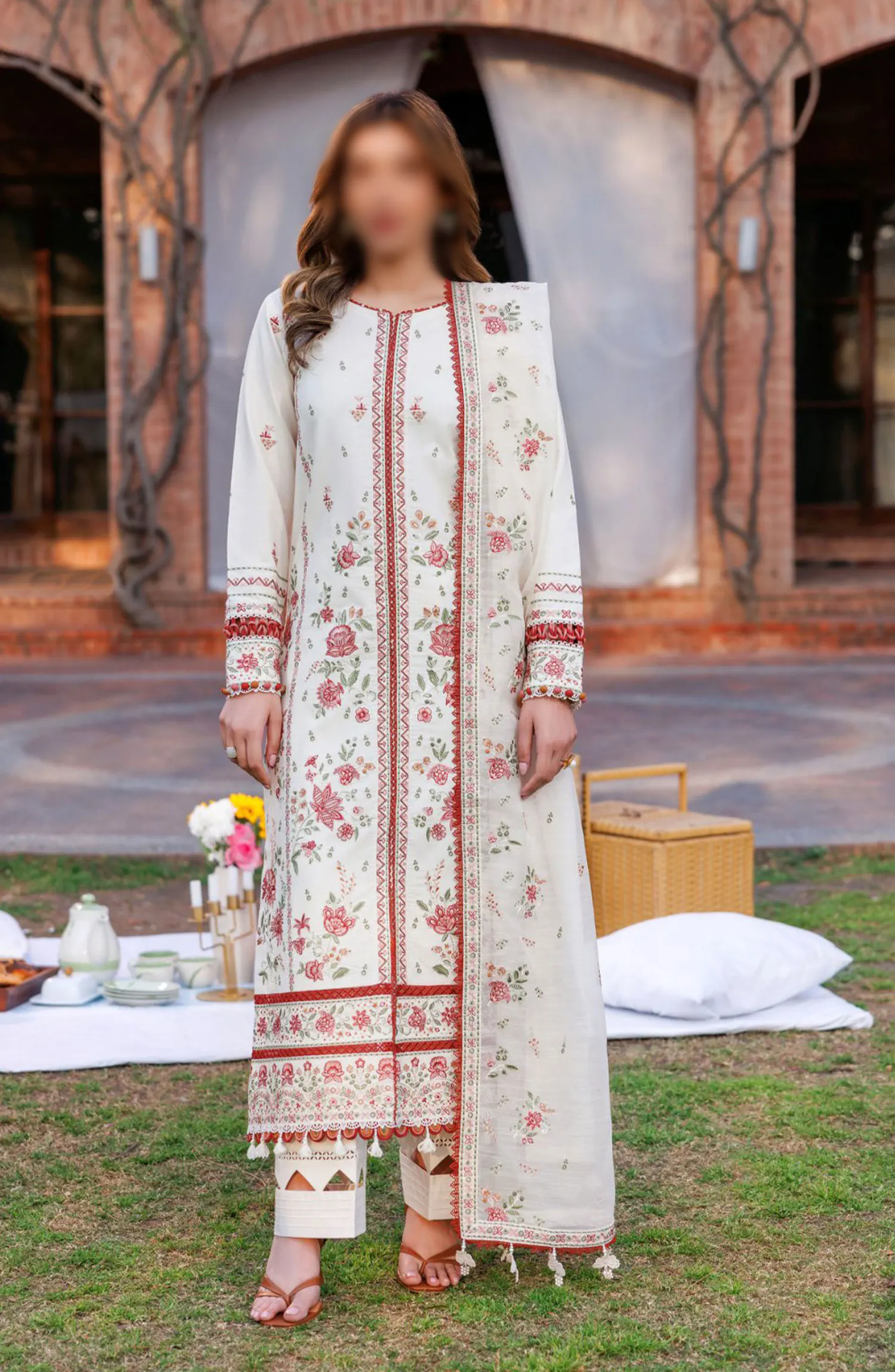 Farasha Kaavish Eid Festive Lawn SS Collection 2024 - 06- SURREAL WHITE