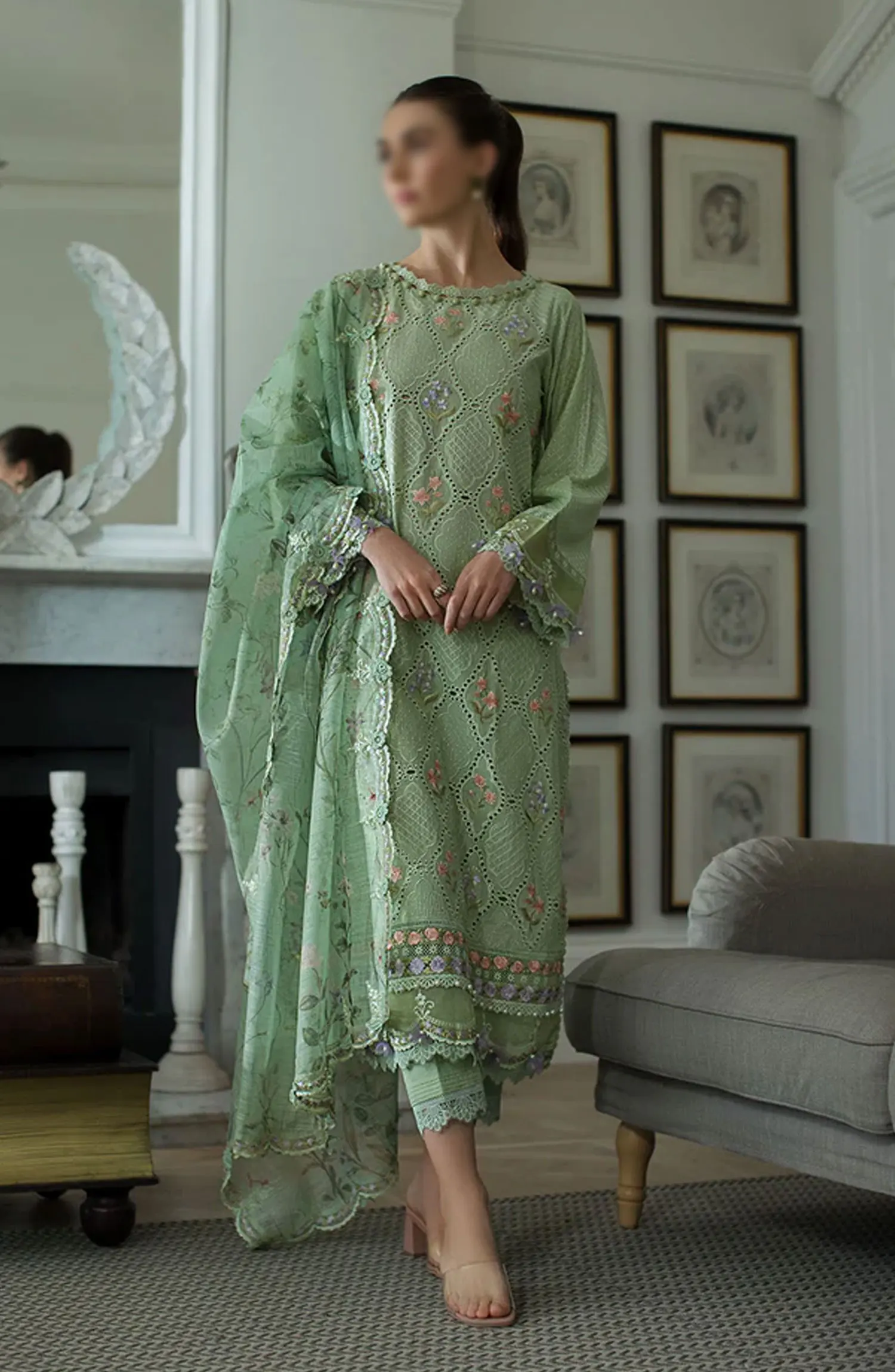 Sobia Nazir Luxury Lawn Collection 2024 - Design 02 A