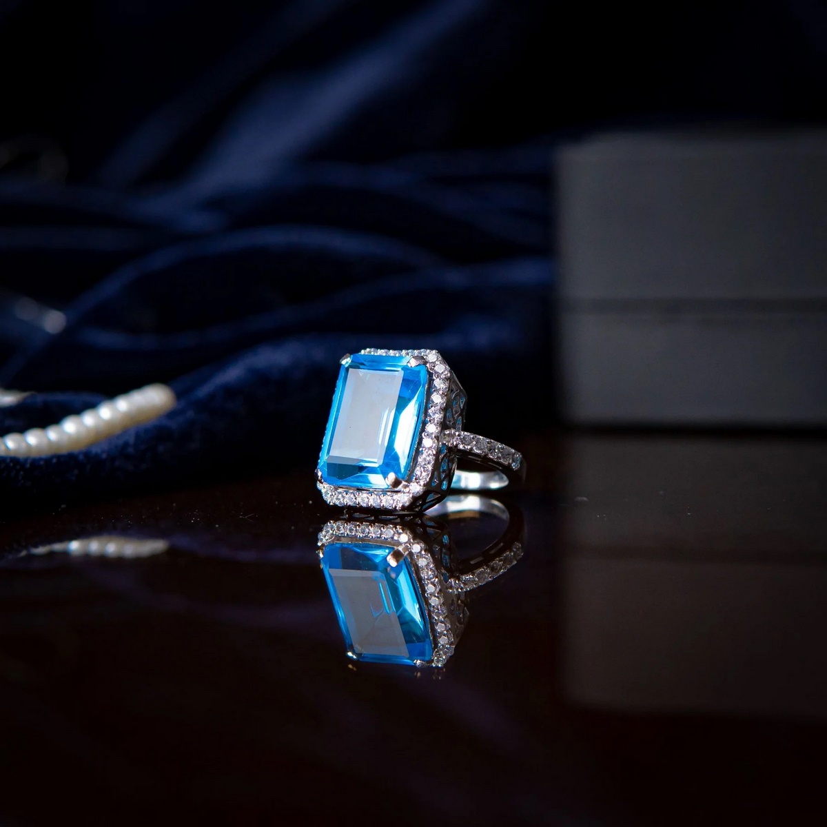 AQUA OCTAGON RING YKL Jewellers Ring Collection