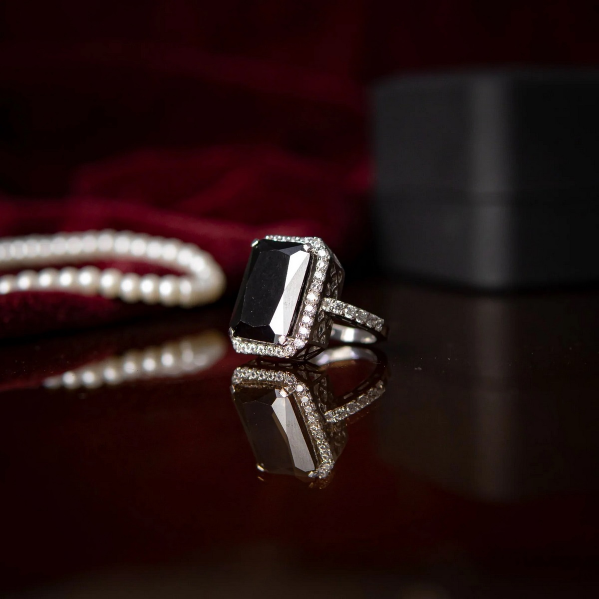 BLACK OCTAGON RING YKL Jewellers Ring Collection