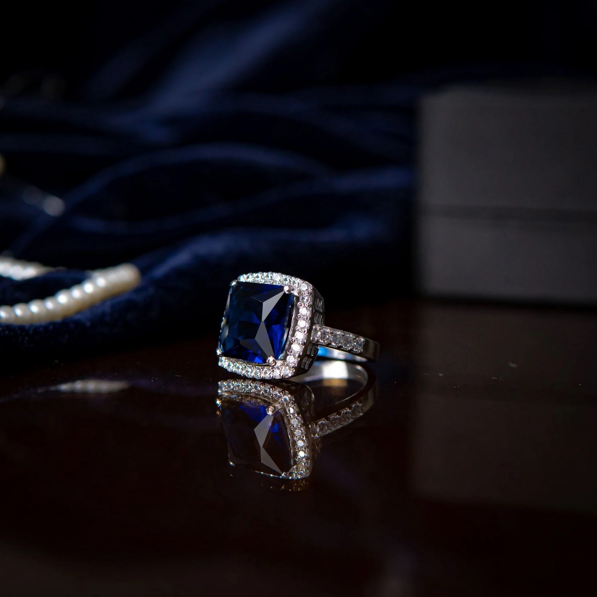 BLUE SAPPHIRE SQUARE RING YKL Jewellers Ring Collection