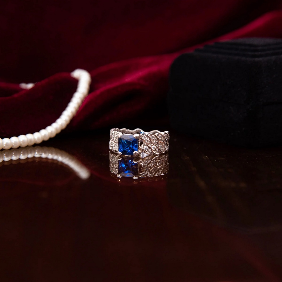 BLUE SQUARE STUDDED SAPPHIRE RING YKL Jewellers Ring Collection