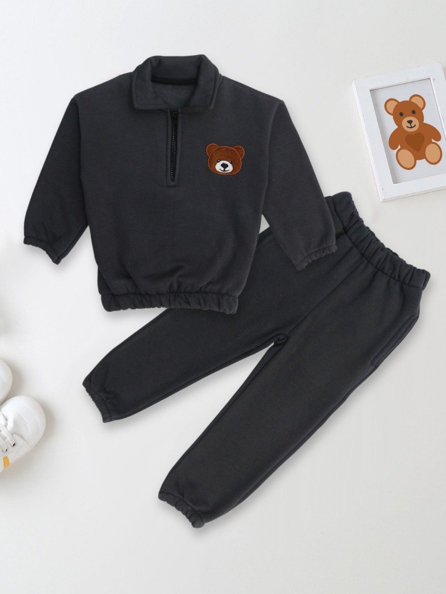 Embroidery Fleece Sweatshirt with Sweatpants – Teddy face – Black – Kids Wear 2 Pc Set