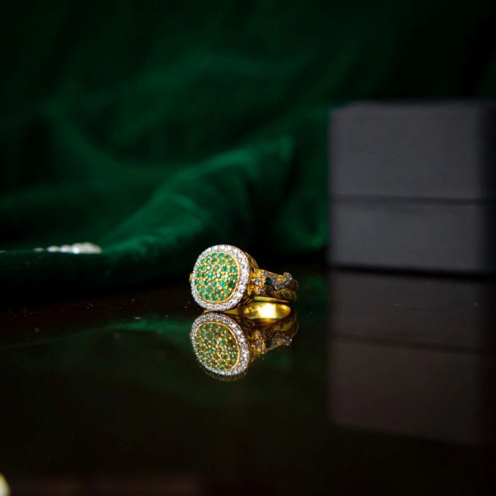 SQUARE STUDDED GREEN ZIRCONS RING YKL Jewellers Ring Collection