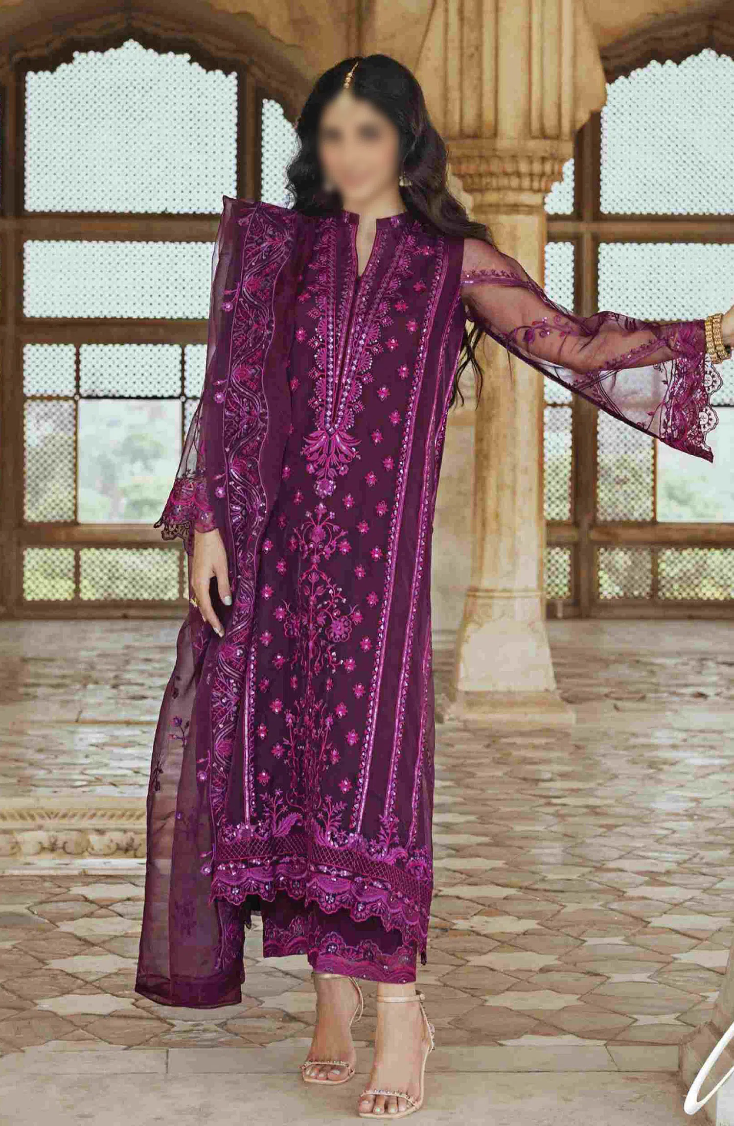 Tahra Unstitch Formal collection by Zainab Chottani - D-10 MAH BANO