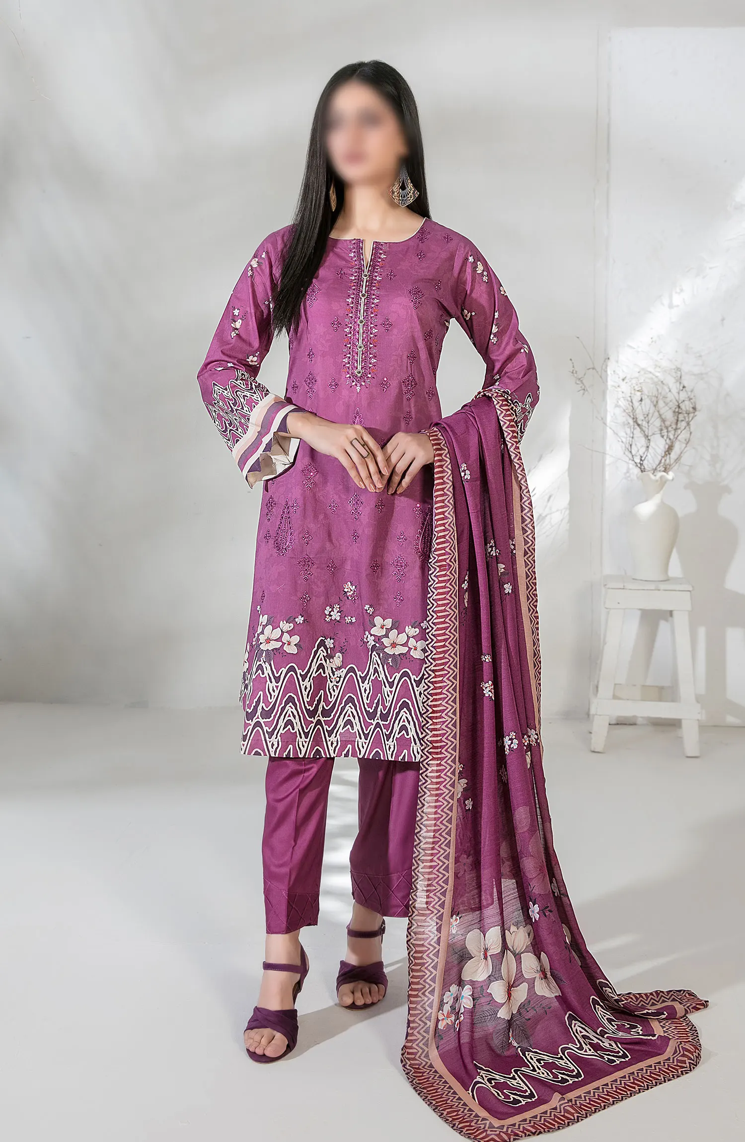 Pari Naaz - Embroidered Digital Printed Lawn Collection - D-2051